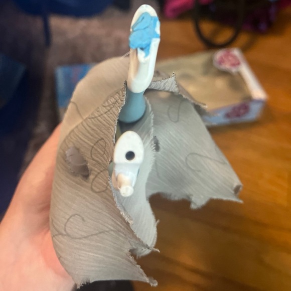 Corpse Bride Emily Doll - Picture 5 of 7